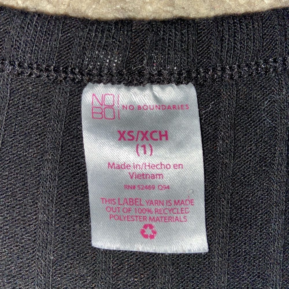 Black Tee Button Up Size Small
